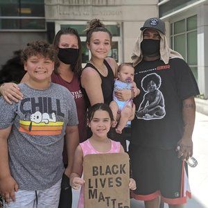 Meet your Posher, Chrissy